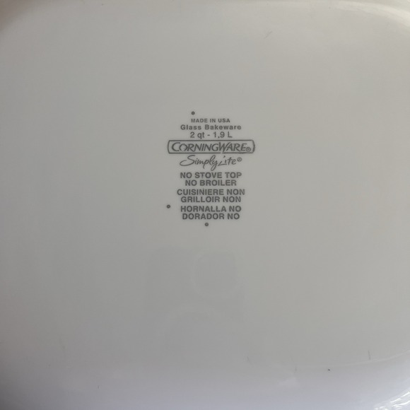 Corning Ware Simply Lite 2qt White Casserole Dish 1.9L Glass Bakeware No Lid - Picture 2 of 3